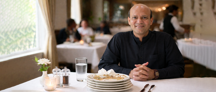 A tiny moment at the dining table quietly reveals a person’s character.